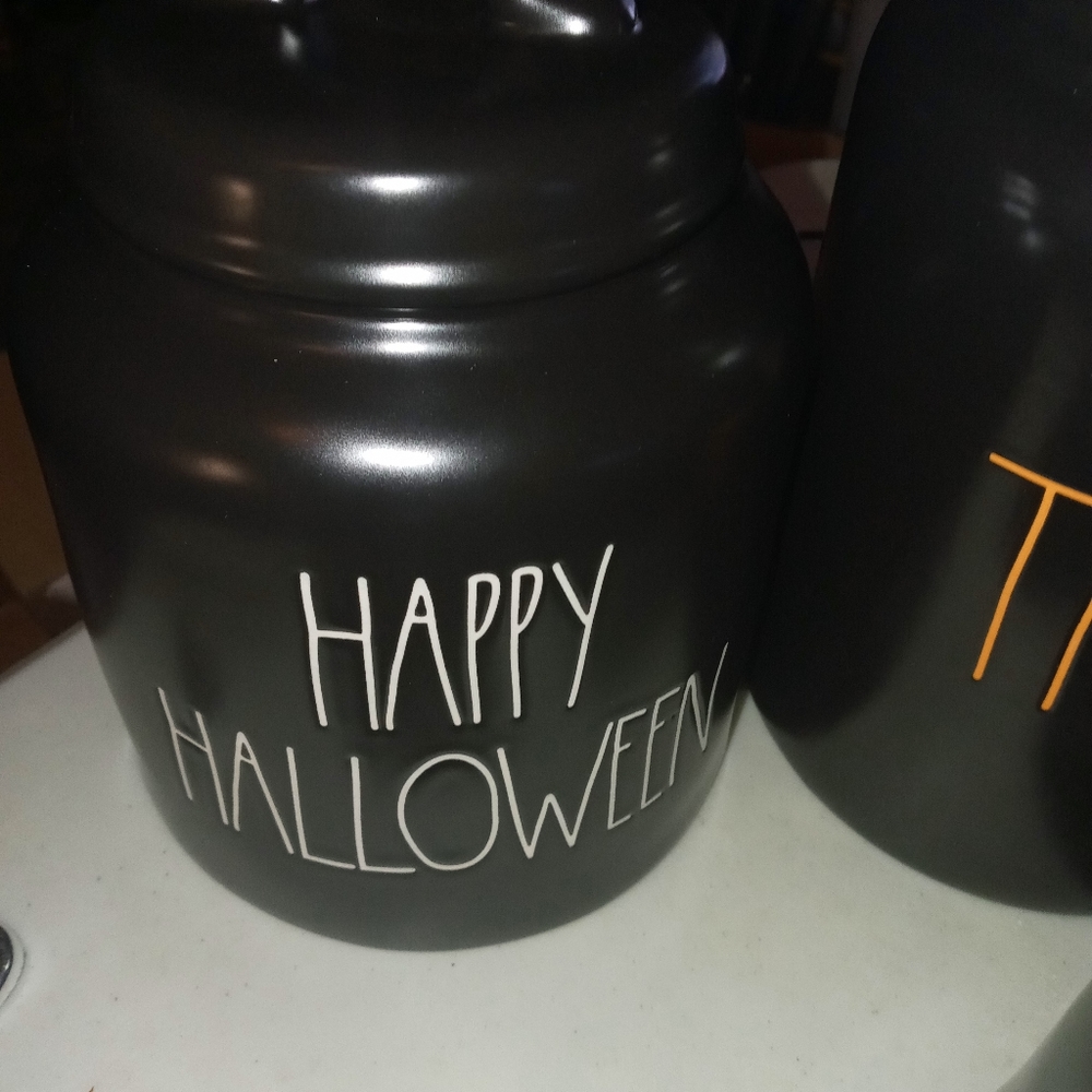 Rae Dunn Halloween Purge *READ*